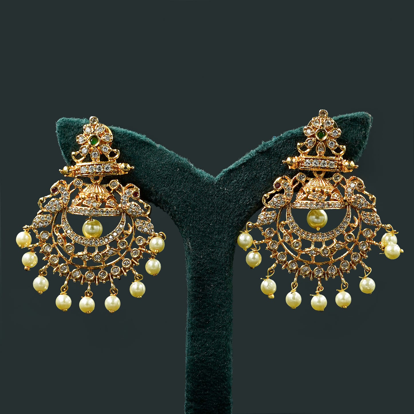 AD Gold Plated Neckpiece With Earrings (ME8N)