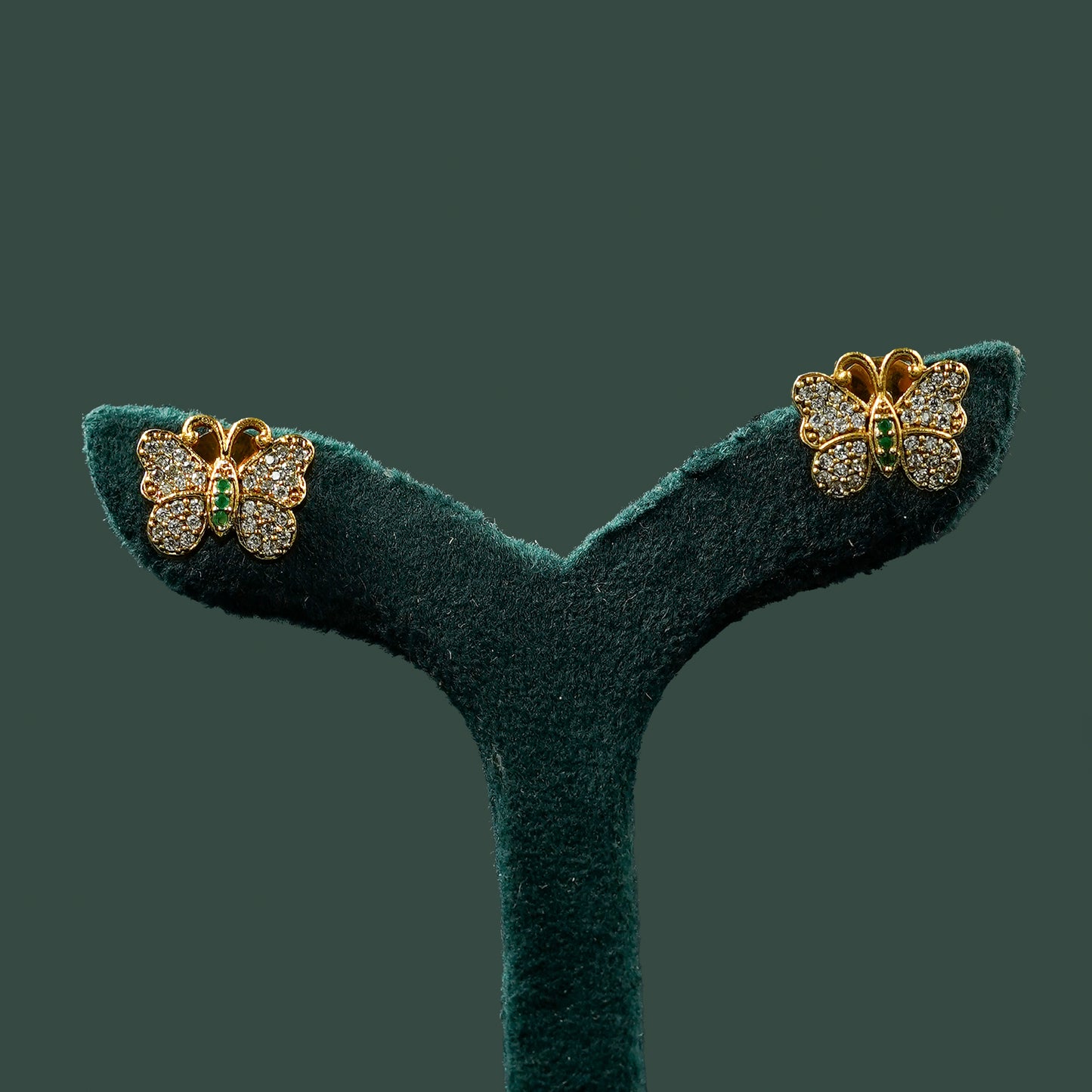 AD Butterfly Pendant Choker Set (ME10N)