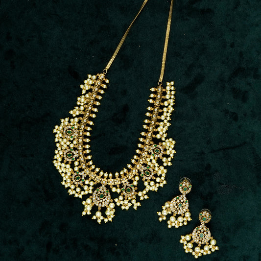 Graceful Kundan Pearl Necklace Set (SJ19N)