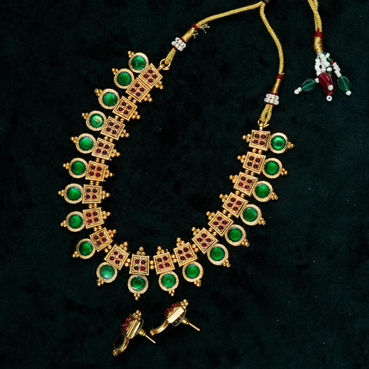 Emerald Temple Coin Necklace Set (KJ17N)