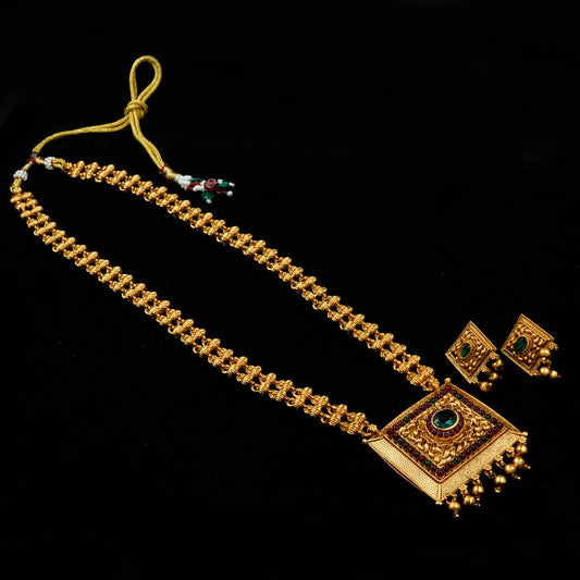 Rajavalli Antique Necklace Set (PD18N9)