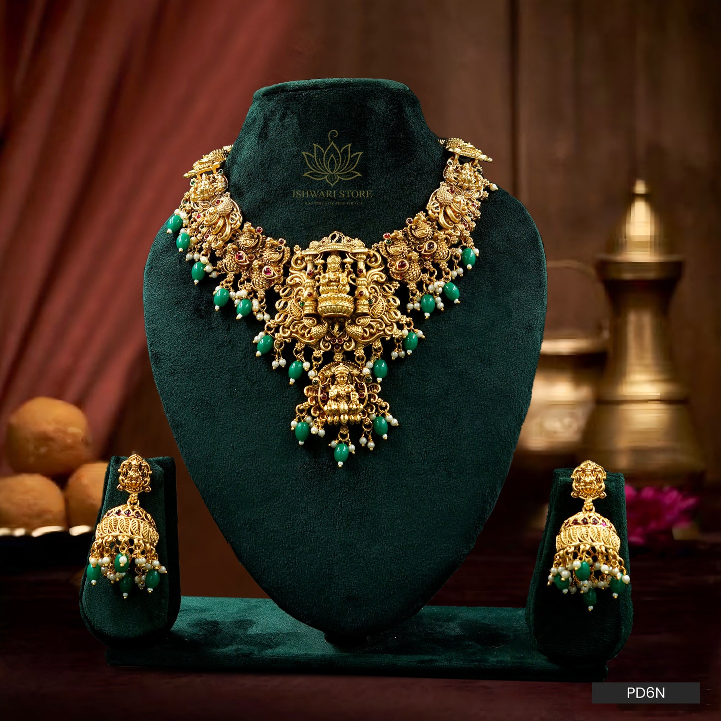 Grand Lakshmi Temple Necklace Set (PD6N)