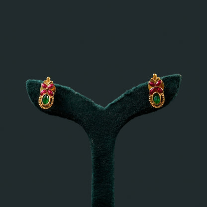 Ruby green kemp stone choker (ME25N1)