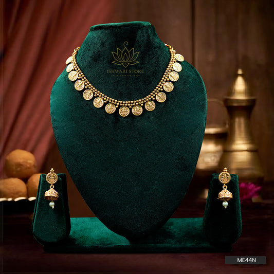 Lakshmi Coin Short Necklace Set (ME44N)