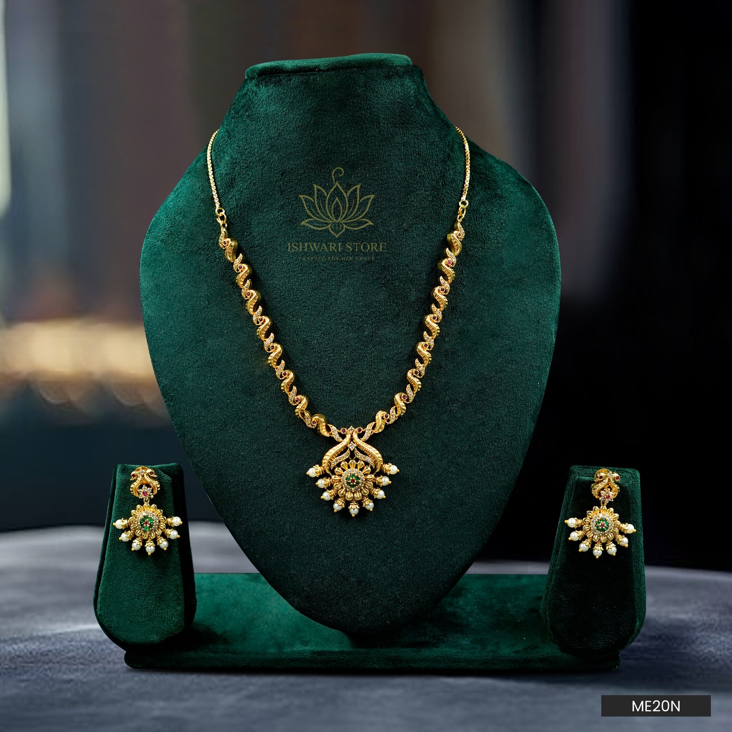 AD Floral Pendant Necklace Set (ME20N)