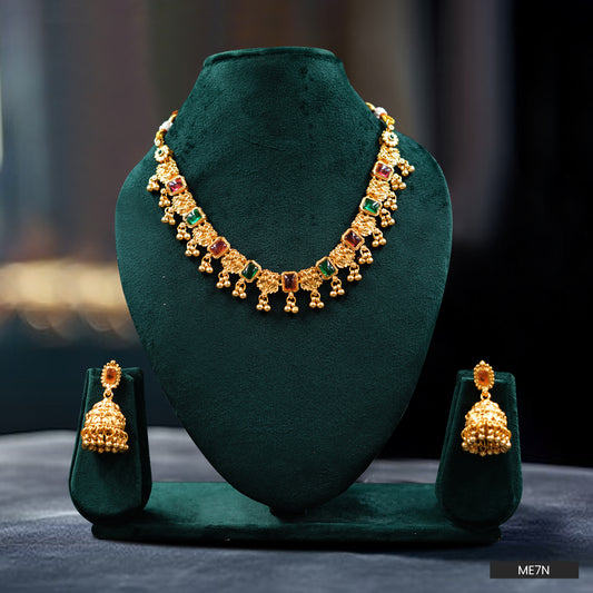 Green Red Gemstone Neckpiece Set (ME7N)