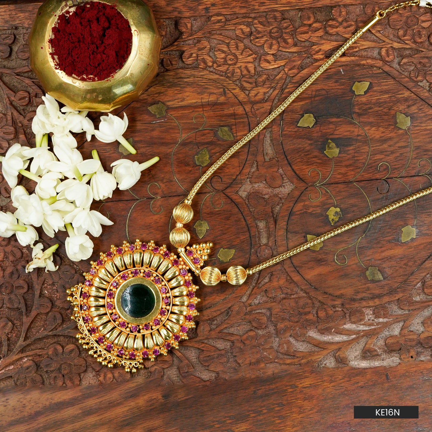 Kasthuri Antique Temple Pendant Necklace (KE16N)