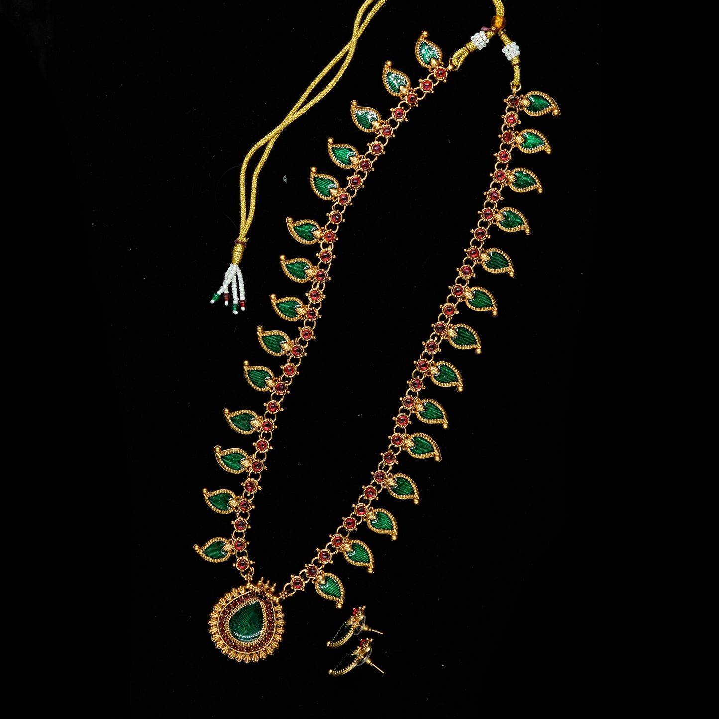 Royal Emerald Leaf Necklace Set  (KJ19N)