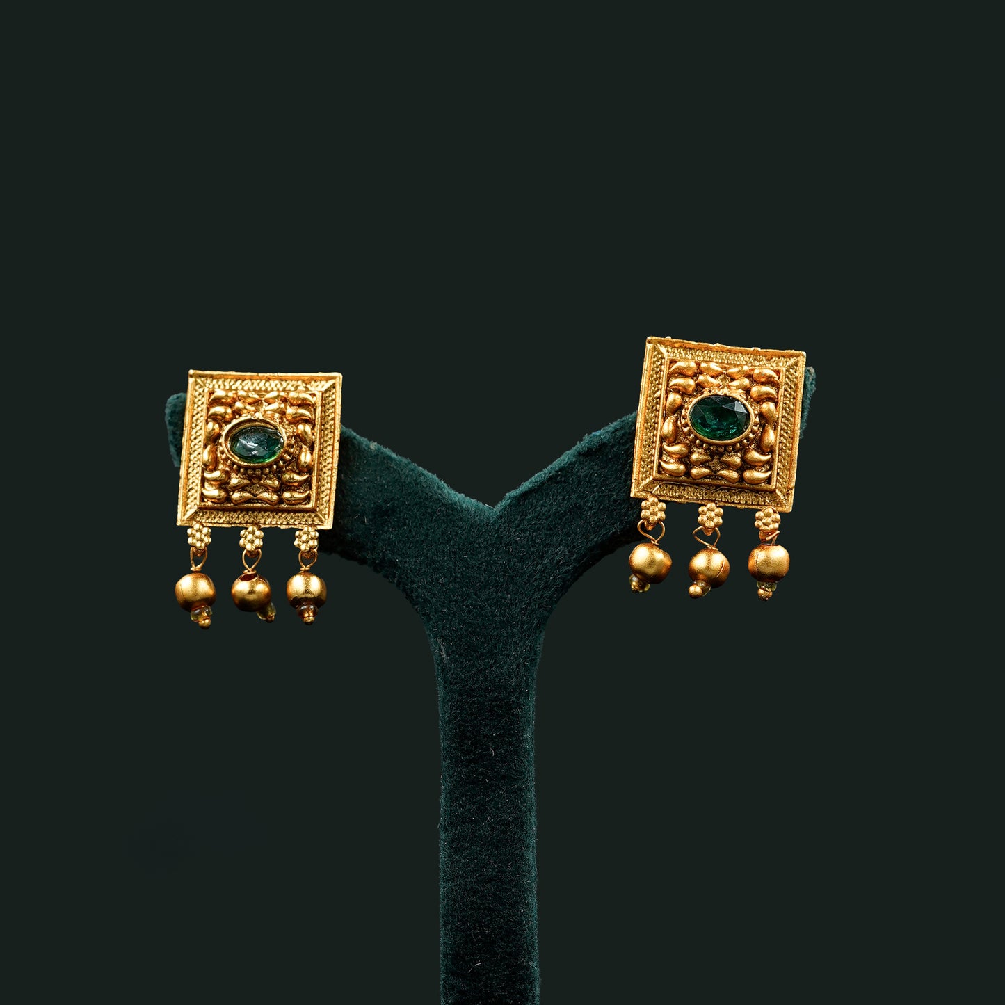 Rajavalli Antique Necklace Set (PD18N9)