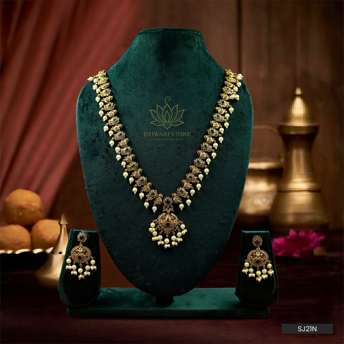 Traditional Kundan Pearl Necklace Set (SJ21N)