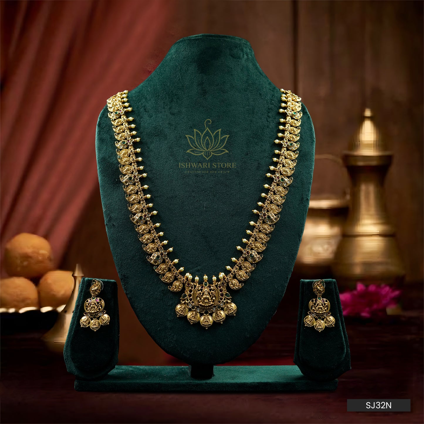 Antique Lakshmi Coin Necklace Set (SJ32N)