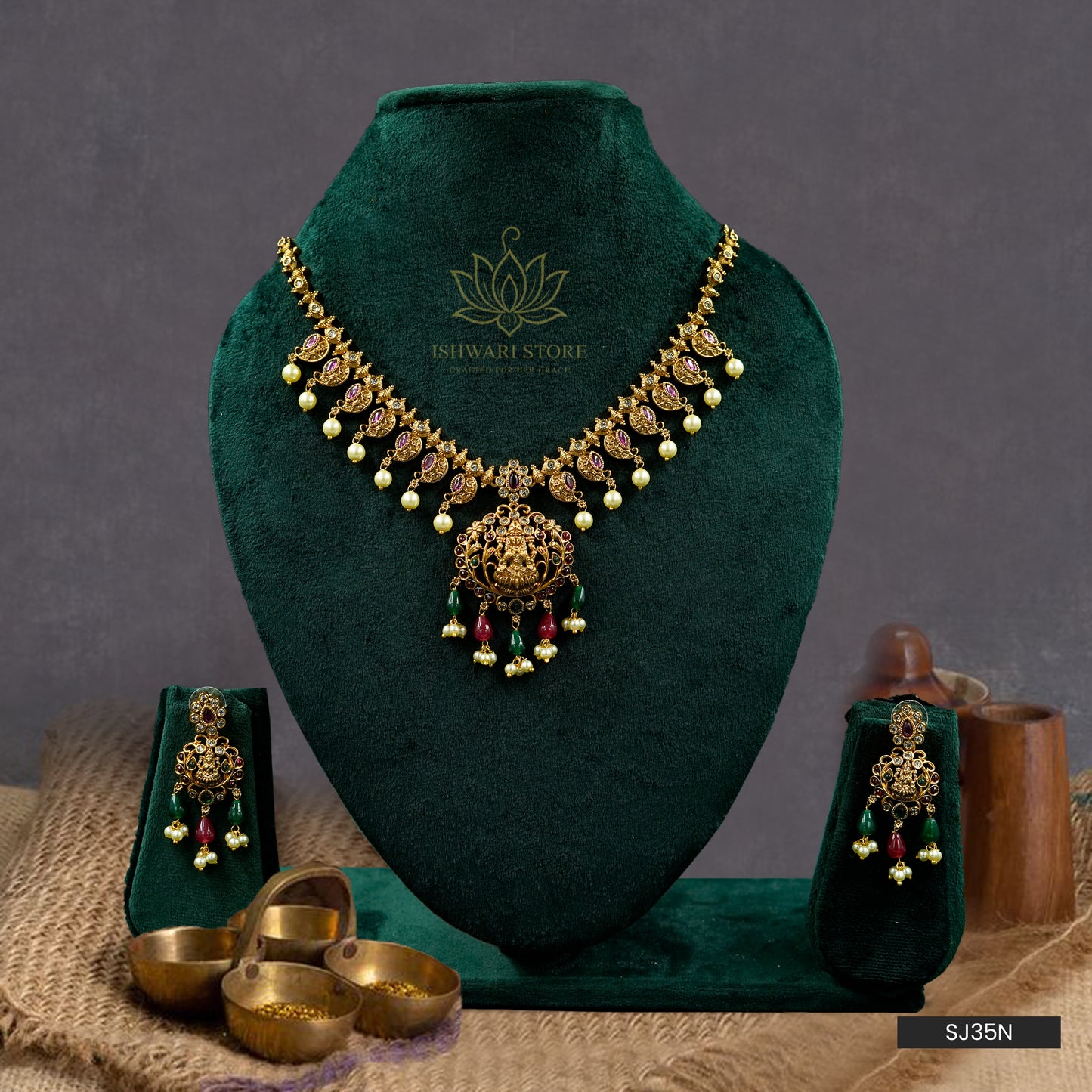 Rajamukhi Antique Choker Set (SJ35N)